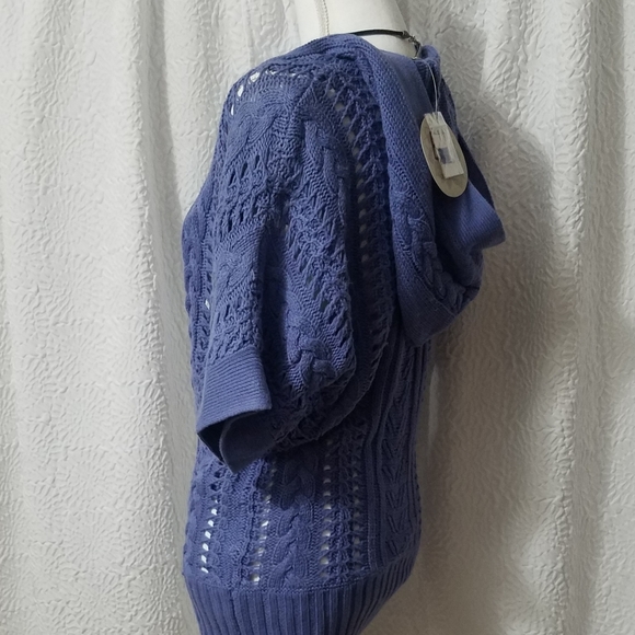 🎋BCBG Cable Knit Hoodie Sweater - Picture 6 of 13